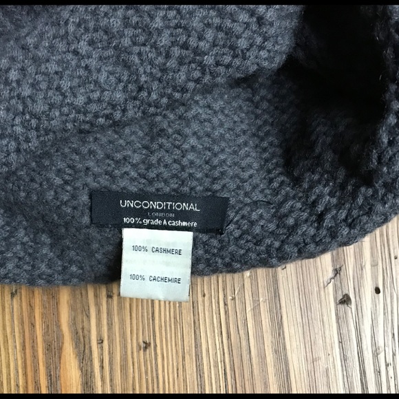 UNCONDITIONAL Male Cashmere Neck Shrug - Picture 2 of 4